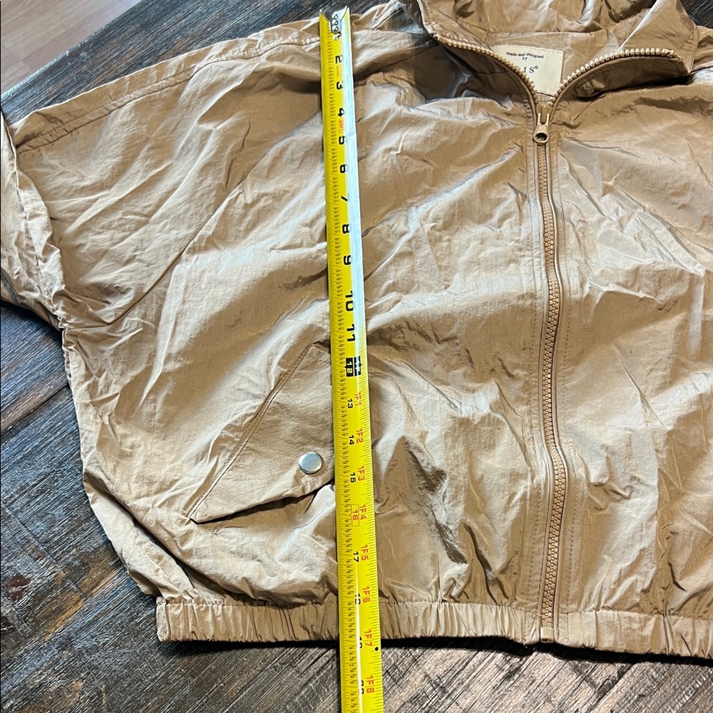 iris Beige Cropped Jacket - Picture 8 of 8